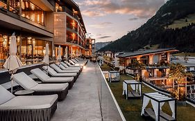 DAS EDELWEISS - Salzburg Mountain Resort